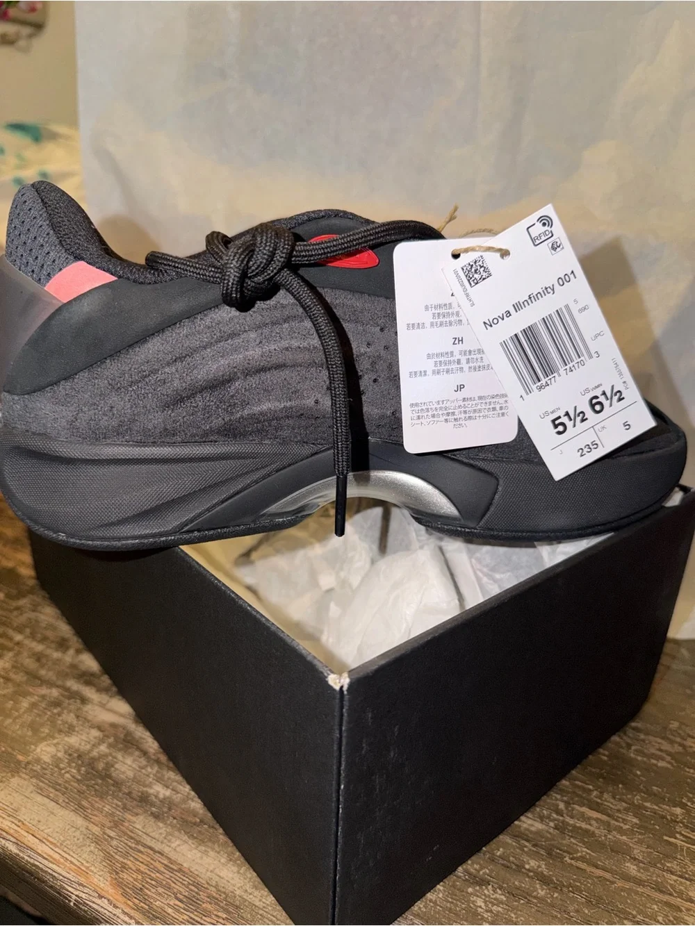 adidas Nova IIInfinity 001 Core Black Red Carbon IH2813 Men's Size 5 1/2